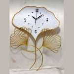 Metal Big Leaf Shape Golden Wall Clock 28 Inch