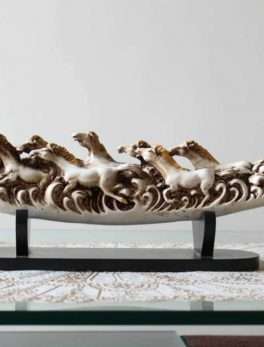 Decorative Resin 7 Horse Tusk Showpiece Gifts for Home Decoration