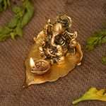 Ganesh Idol on Leaf Metal Diya