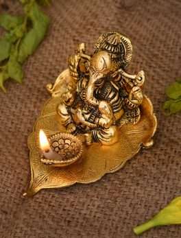Ganesh Idol on Leaf Metal Diya