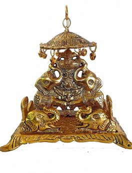 Metal singhasan Idol & Figurine Metal Statue for Home Decor