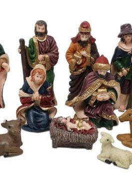 Multicolor Wooden And Resing Christmas Crib Nativity Set