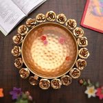 Handicrafts Metal Round Flower Border Designer URLI (Set of 1)