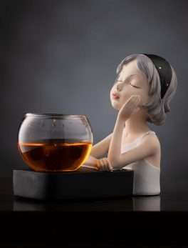 Resin Girl Statues Home Decoration Accessories for Living Room