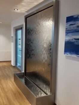 Mirror Water Fountain With Standing Stainless Steel Waterfall